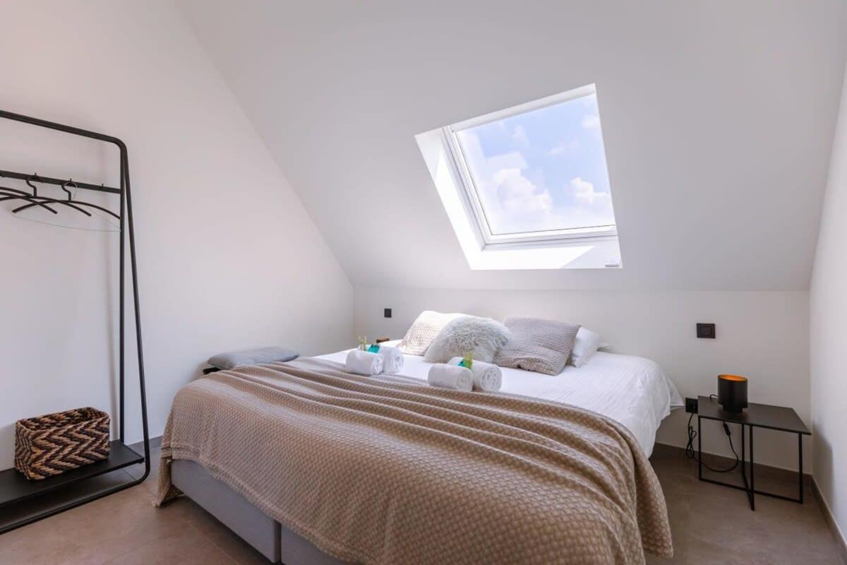 Tosca - Charming double room at ranch De Blauwe Zaal Brugge Buitenkant foto